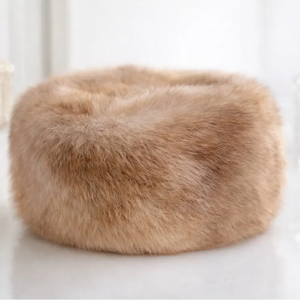 Vintage Mink Fur Hat Soft Honey Beige Luxury Pillbox Style Hat - Picture 2 of 6